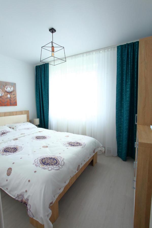 Apartament Delora View Bumbesti-Jiu Exterior foto